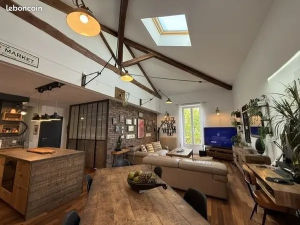 Magnifique duplex T4 de 125 m² sans extérieur avec 2 places de parking - Secteur Montolivet