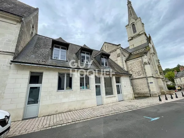 Maison Luynes 10 pièce(s) 232 m2