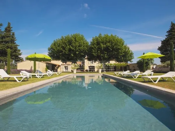 Maison 400 m²