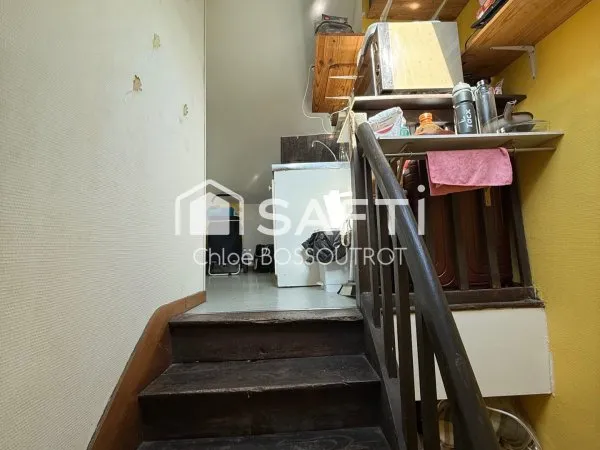 Studio de 7 m2 (16.29m2 hors carrez) Angers centre