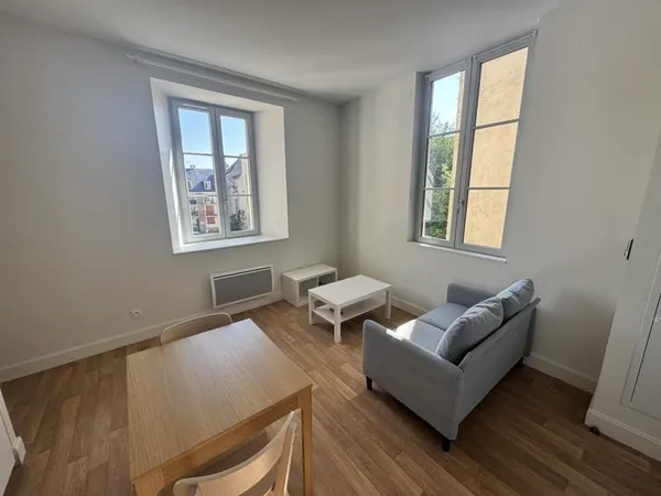 LOCATION T1BIS SEMI MEUBLE RODEZ SANS FRAIS D'AGENCE