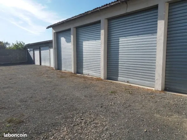 Garage Box proche Leclerc Cognac
