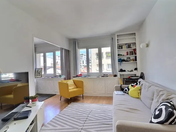 Appartement F2 30m² Paris 16ème + cave