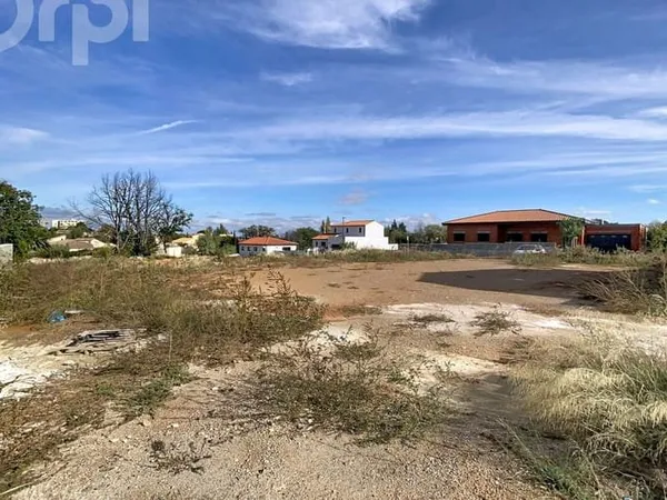 Terrain 191 m²