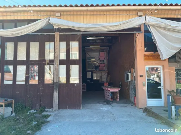 Atelier professionnel - Triphasé 60A - Grande porte - La Seyne-sur-Mer