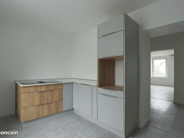 Appartement - 88 m² - Forbach, Rue du Rempart - F4 lumineux, rénové, proche gare