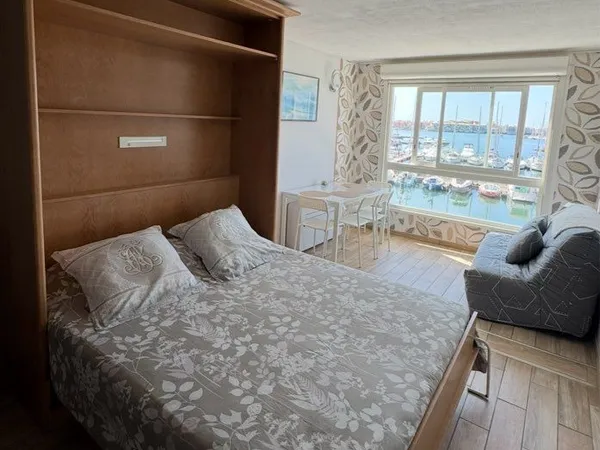 Appartement meublé à louer - Location moyenne durée (Octobre 2026 à Avril 2027)