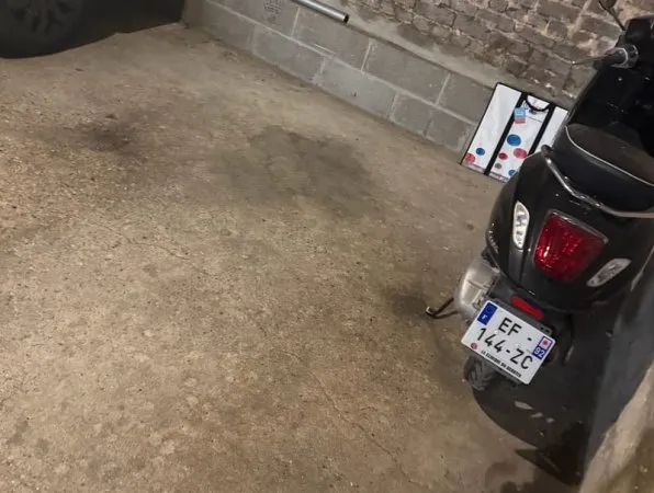 Parking 33 m²