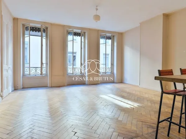 Appartement 6 pièces 181 m²