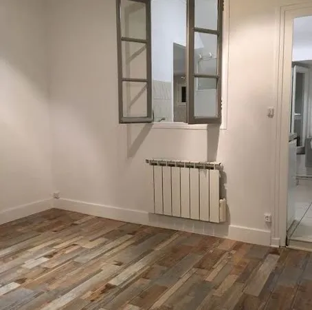 Studio 1 pièce 21 m²