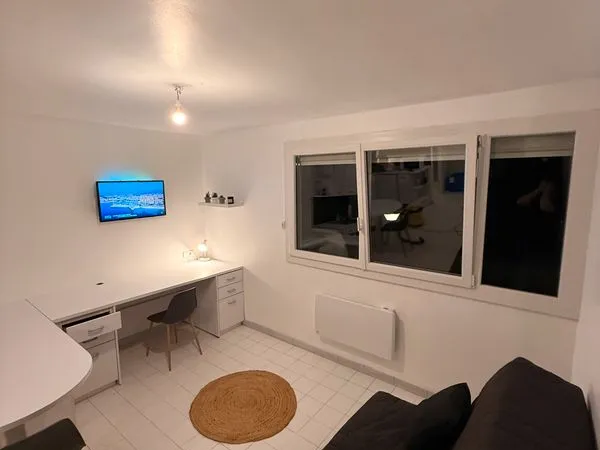 Studio meublé de 23 m2 rénové