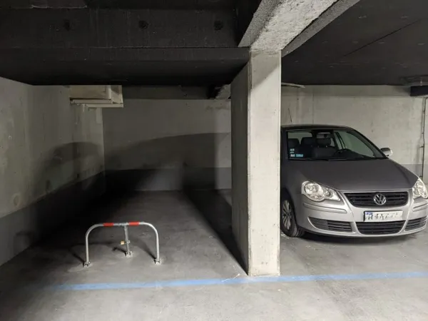 Loue parking 11m² proche Montparnasse 1er sous-sol