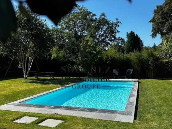 Maison 9 pièces 185 m²