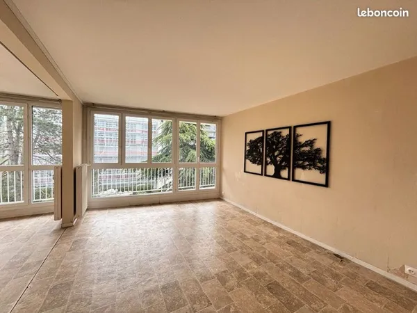 Appartement 3 pièces 81 m²