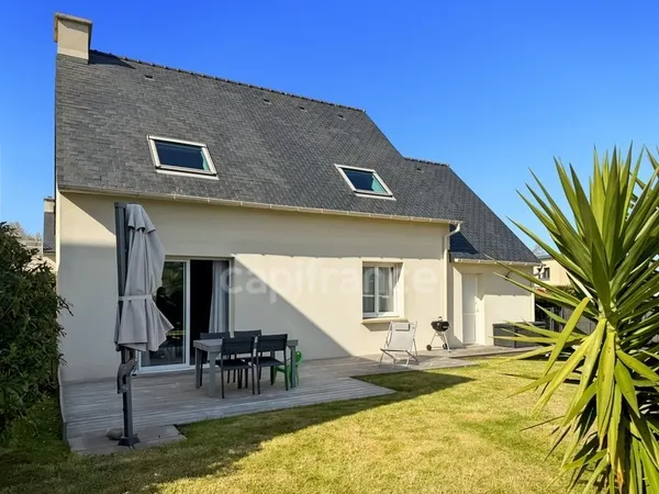 LE RELECQ-KERHUON MAISON DE 100 M2 QUARTIER CALME