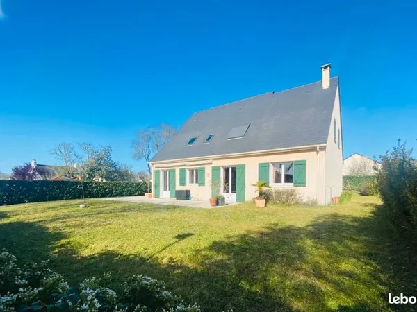 Maison lumineuse sans vis à vis - 7 pièces - 165㎡ + Garage - DPE C à 20min de Nantes centre porte à 