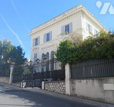 Appartement 5 pièces 129 m²