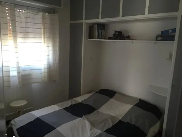 Chambre 1 pièce 9 m²