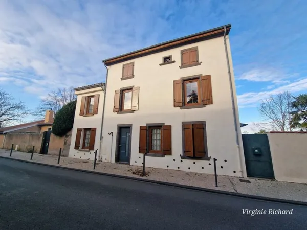 Maison de charme avec piscine en coeur de ville