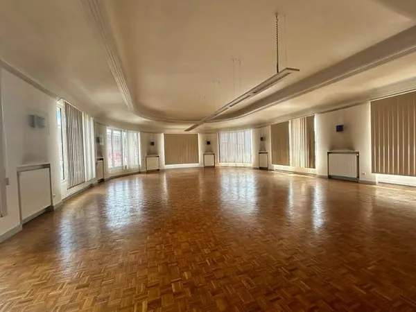 Bureaux 420 m²