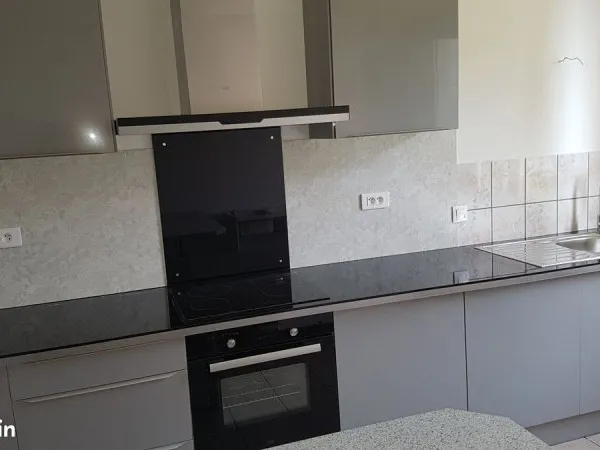 Superbe Appartement grand F4 avec jardin + BOX + place parking