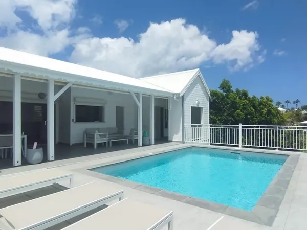 Superbe villa F5 piscine aux portes du Golf de St-François