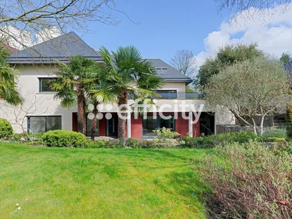 Maison 9 pièces 433 m²