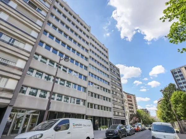 Bureaux 4966 m²
