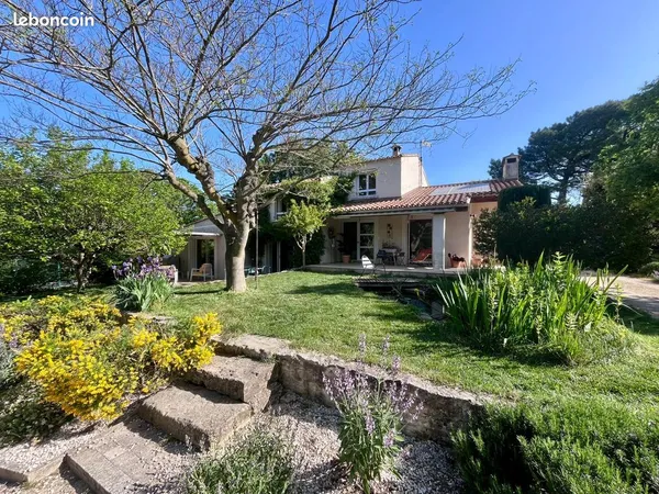 Maison 8 pièces 188 m²