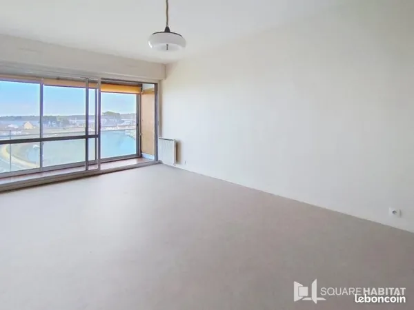 Studio 1 pièce 40 m²