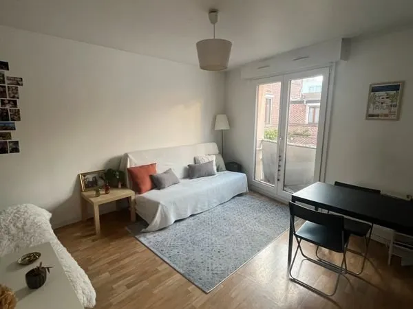 Grand T1 meublé 27 m² Lille Gambetta Catho - Lumineux, calme, ascenseur