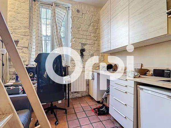 Studio 1 pièce 13 m²