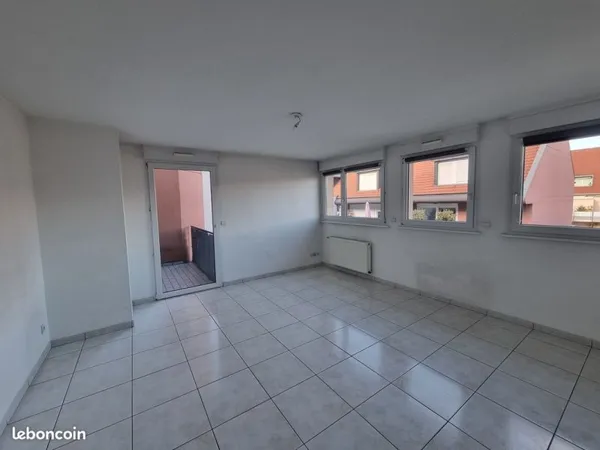 COLMAR PROCHE CENTRE/ F2 de 53m² avec balcon et parkin souterrain