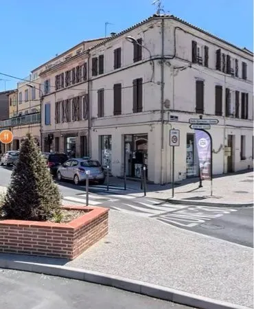 Local commercial