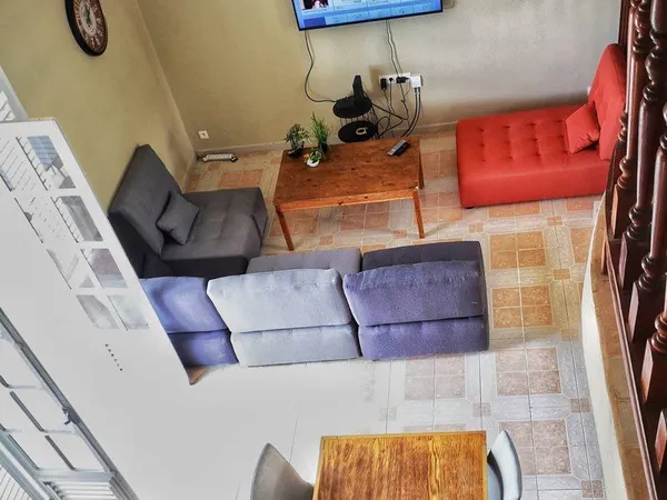 Colocation - Magnifique Loft en Duplex de 160m² avec vue mer, à Montgéralde, Fort-de-France