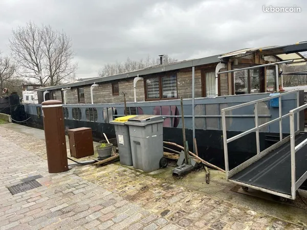 Logement atypique Vente Lille 6p 150m² 150000€