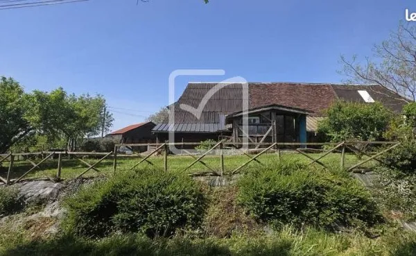 Grange 1 pièce 180 m²