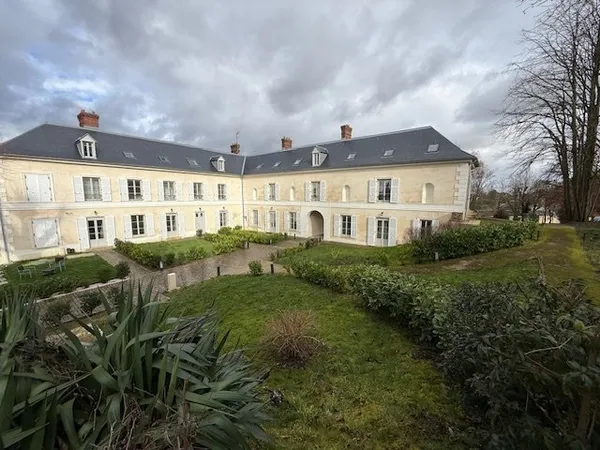 5 MIN L'ISLE ADAM DANS VILLAGE RECHERCHE