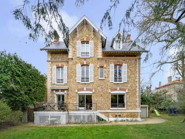 Versailles Clagny - Maison familiale 7 chambres - studio et jardin