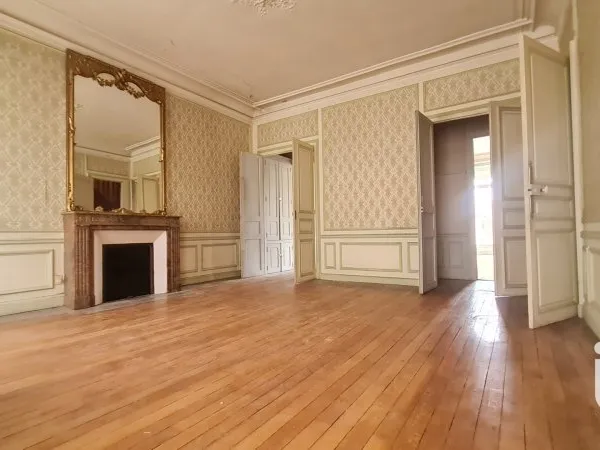 Maison 8 pièces 281 m²