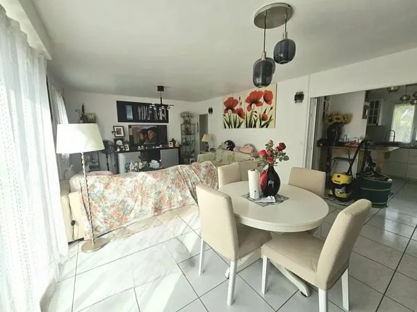 Maison 5 pièces 85 m²