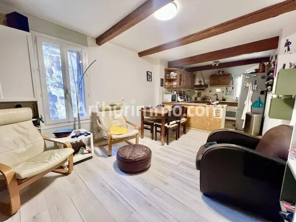 AGDE - APPARTEMENT T4 CENTRE HISTORIQUE