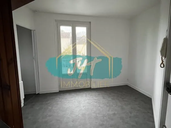 STUDIO À LOUER - ECOUEN
