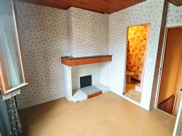 Maison de village à fort potentiel