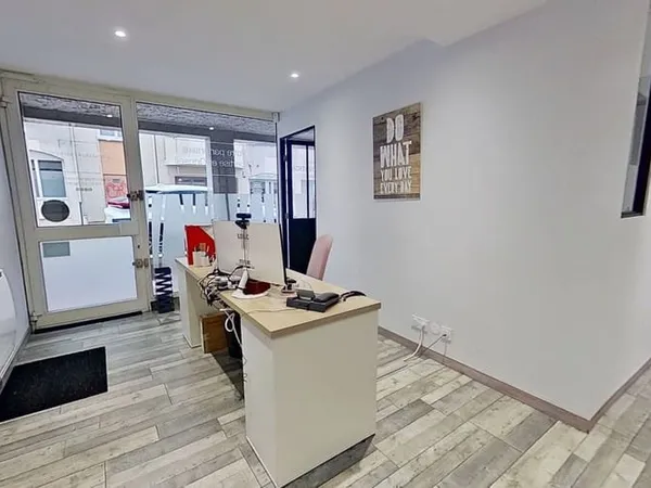 Local commercial 60 m²