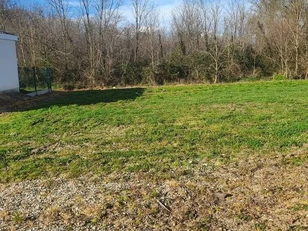 Terrain 523 m² le haillan