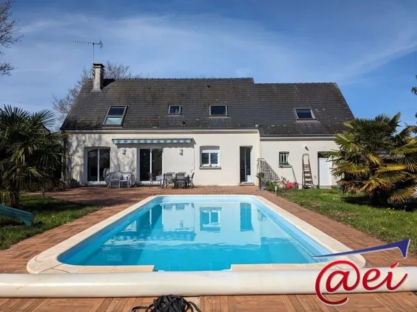Sublime propriété T 7 avec piscine sur un parc de 3200 m²