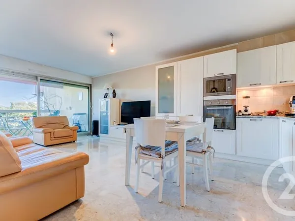 Appartement 4 pièces 80 m²