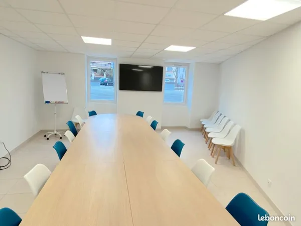 Bureau a louer tout compris mobilier fibre edf