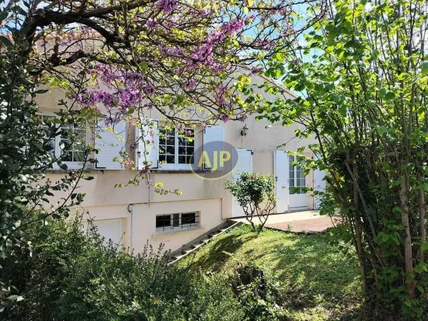 Maison 6 pièces 140 m²